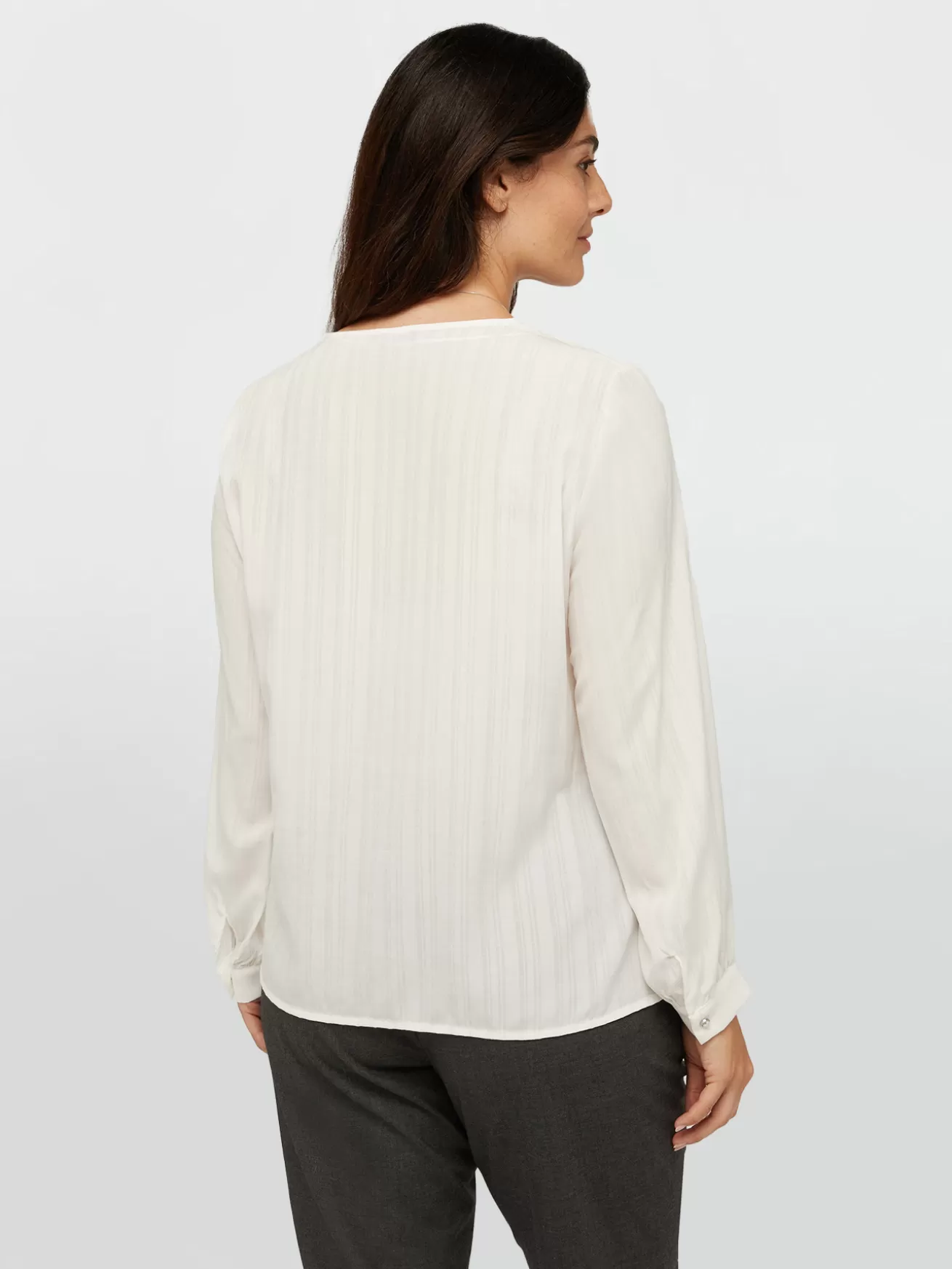 Shop Fiorella Rubino Blusa Con Collana In Perle Bianco