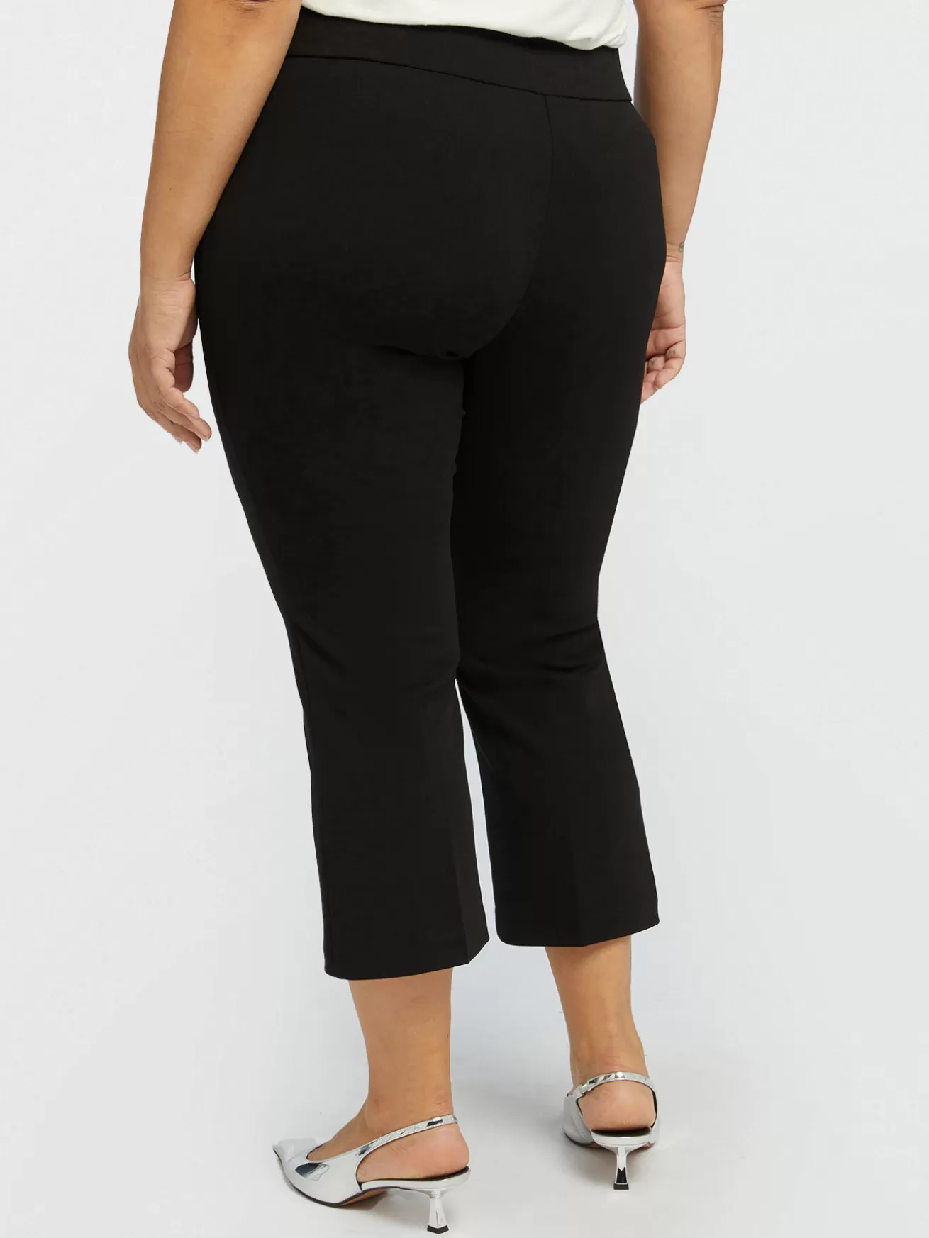 Outlet Fiorella Rubino Pantaloni Kick Flare Nero