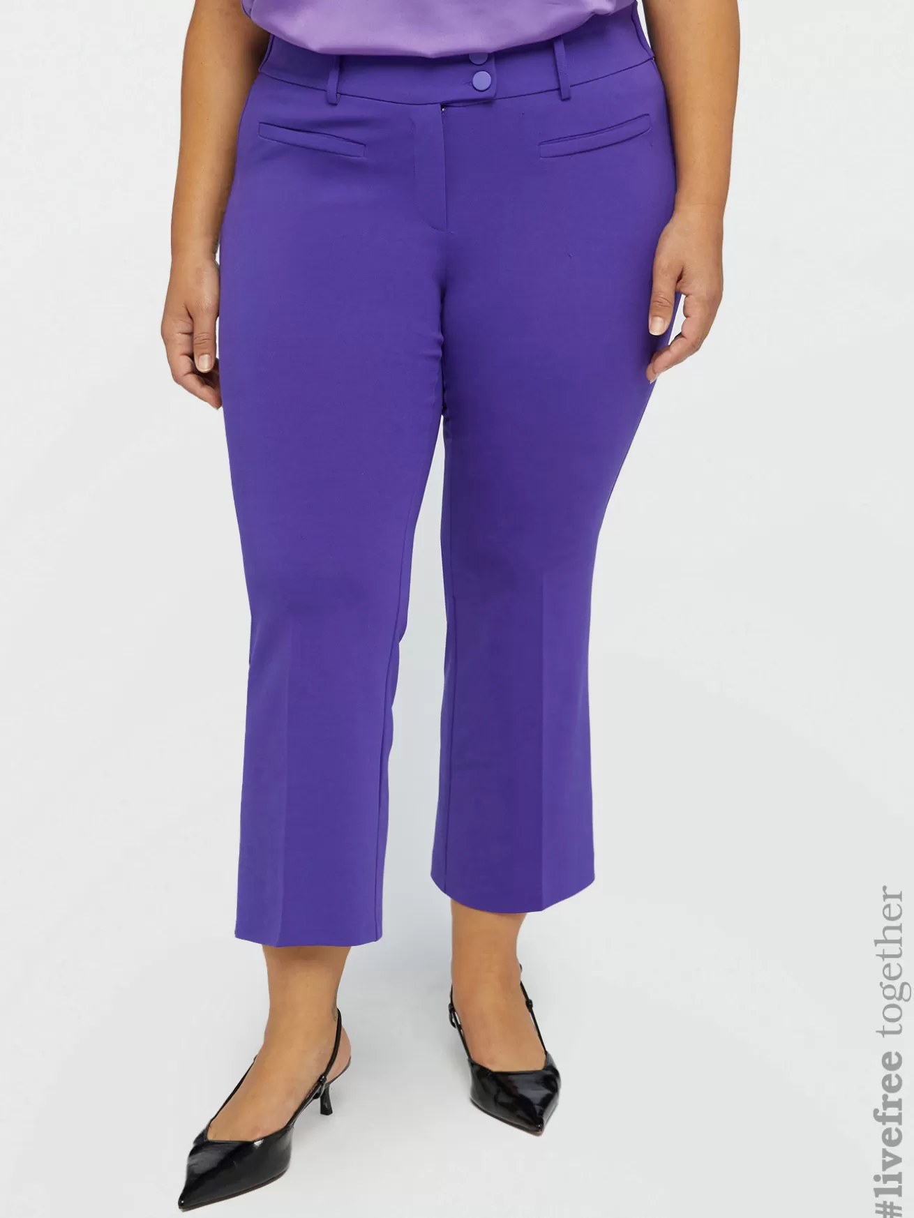 New Fiorella Rubino Pantaloni Kick Flare Viola