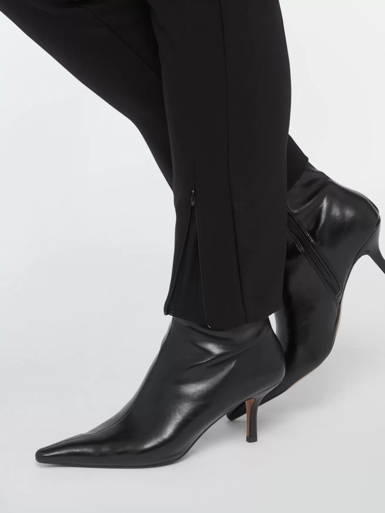Discount Fiorella Rubino Pantaloni Skinny Con Dettaglio In Tulle Nero