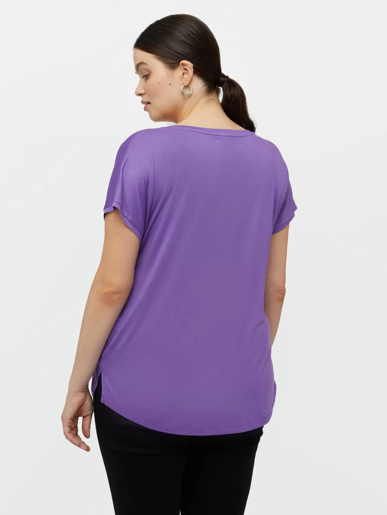 Shop Fiorella Rubino T-shirt In Raso E Jersey Viola